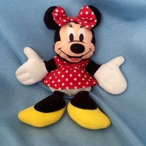 Vintage 1995 Minnie Mouse 7” stuffed plush